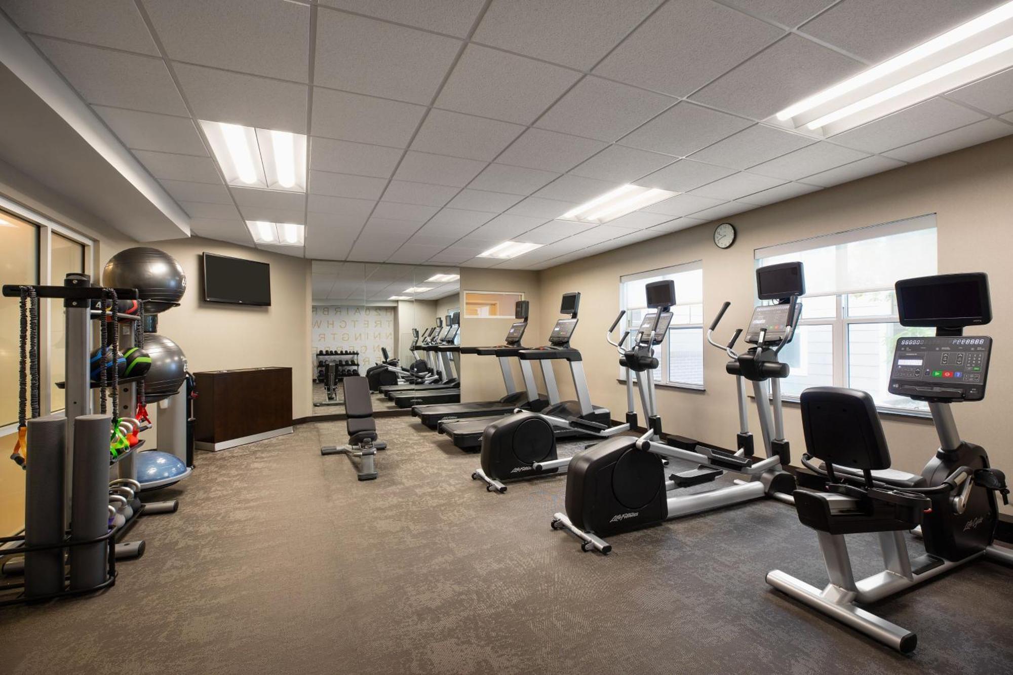 Residence Inn By Marriott Madison West/Middleton Esterno foto