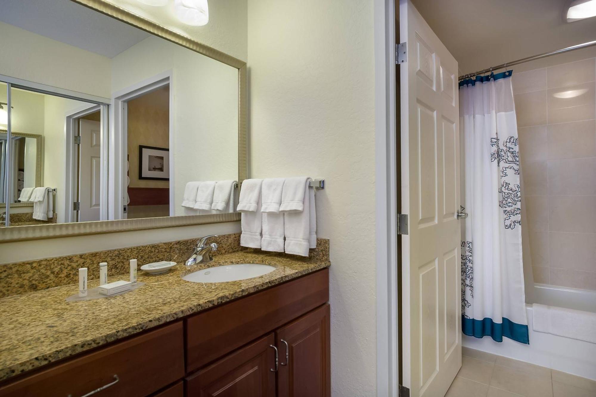 Residence Inn By Marriott Madison West/Middleton Esterno foto